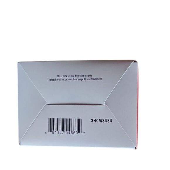 Disney Hocus Pocus Hallmark Ornament Winifred Sanderson Collectible NIB Spooky - Picture 8 of 8